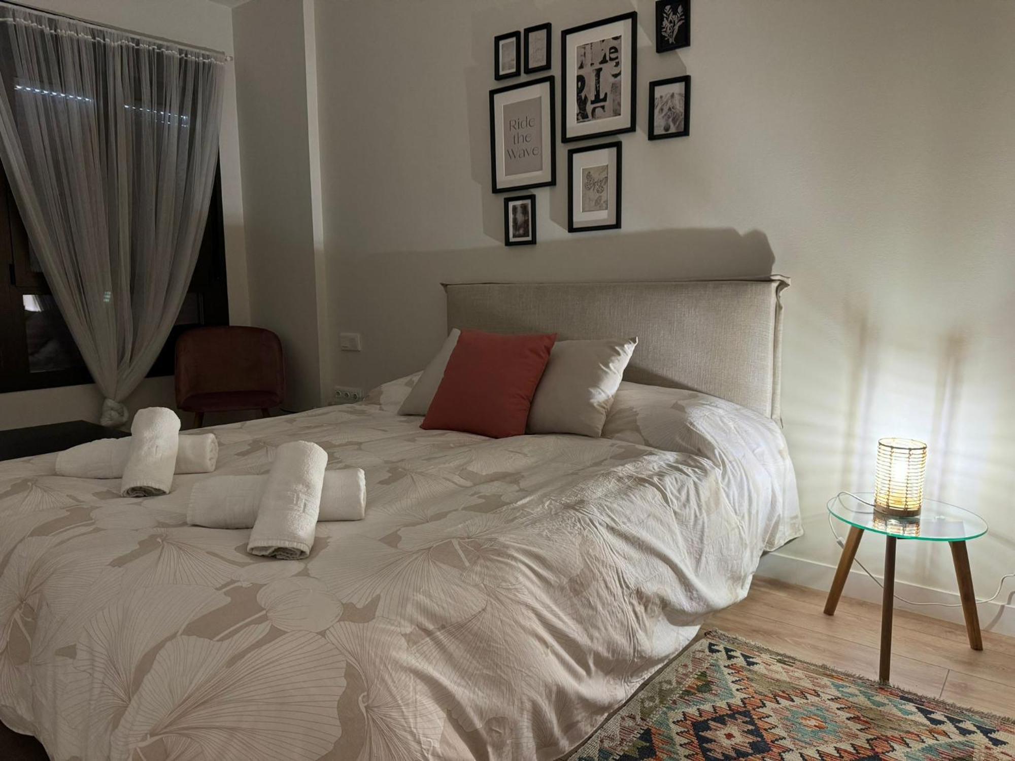Apartamento Avenida America กอร์โดบา ภายนอก รูปภาพ