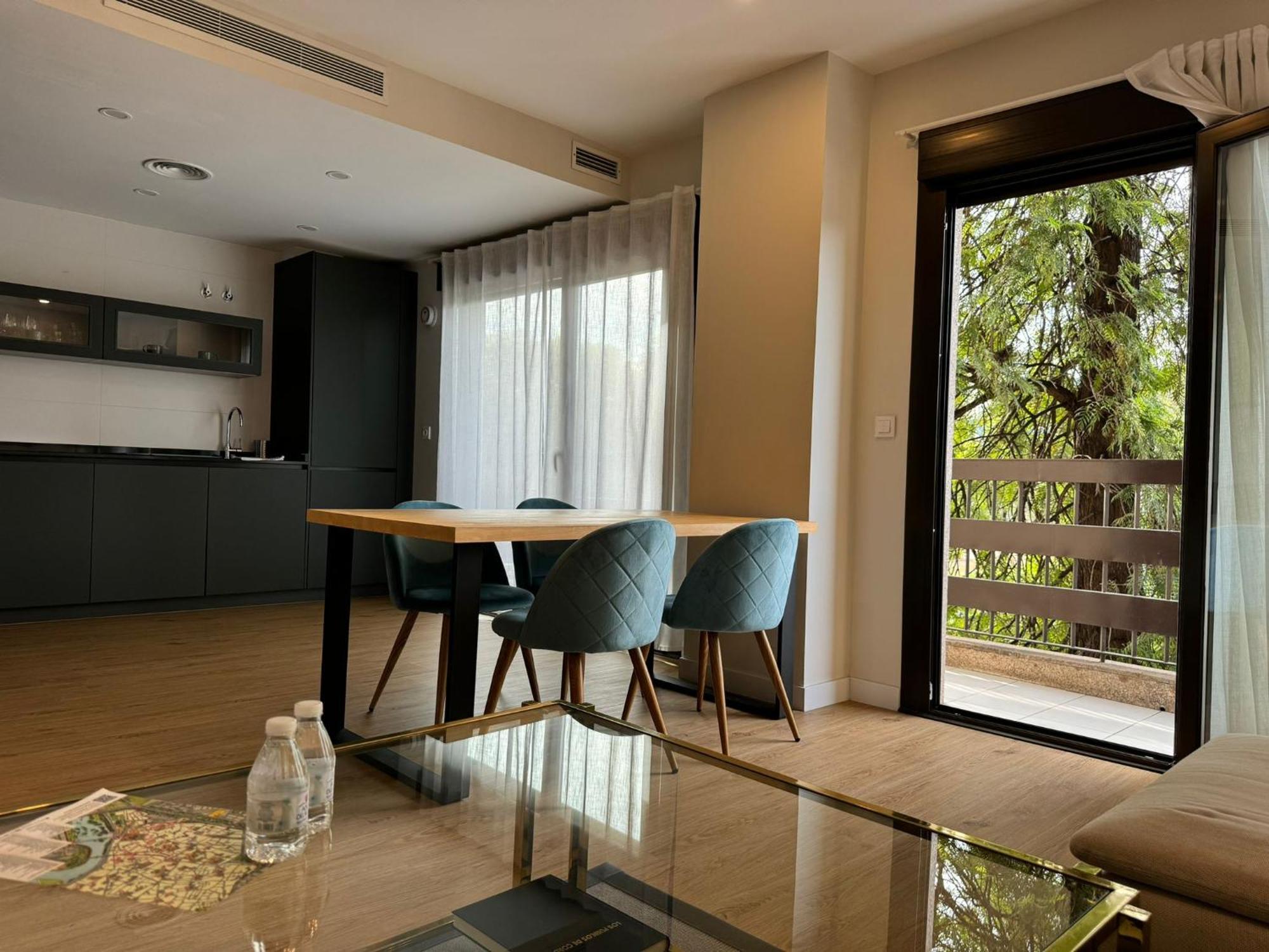 Apartamento Avenida America กอร์โดบา ภายนอก รูปภาพ